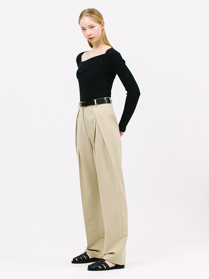 crossed tuck pants_light khaki