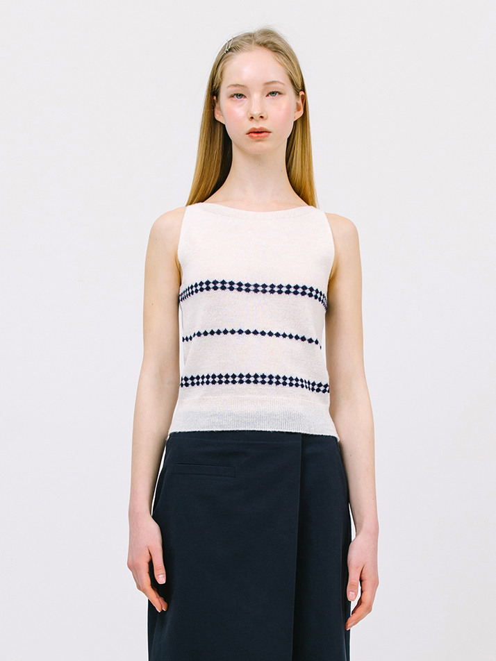 slim knit sleeveless_white