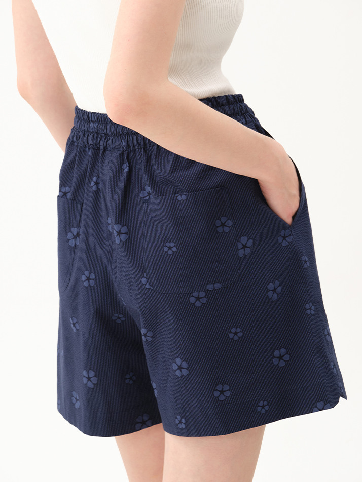 floral seersucker shorts_navy