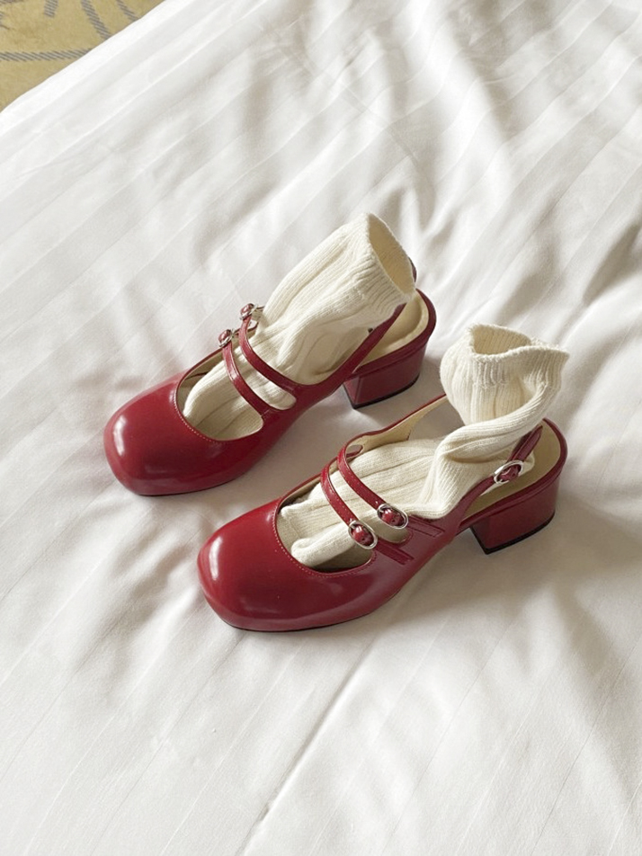 LOU MARY JANE ( RED )