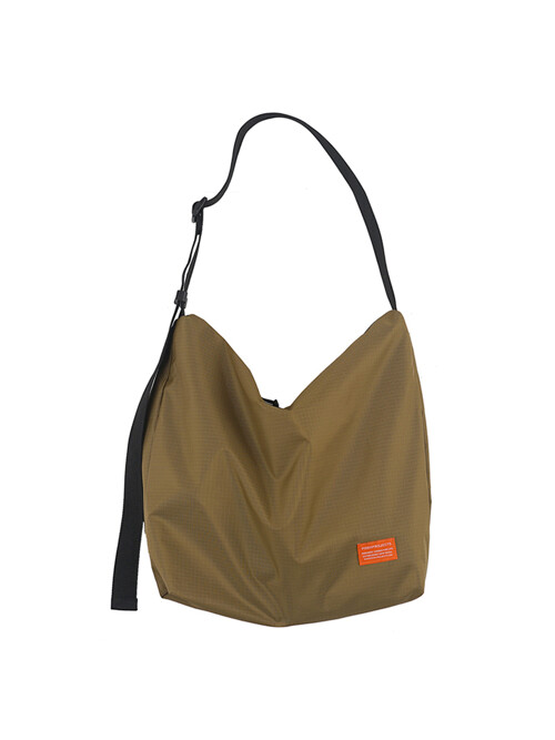 F137 캥거루백 탄