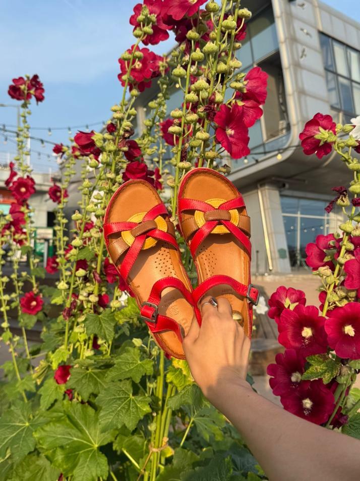 [츄츄] 페이 샌들 Faye sandal