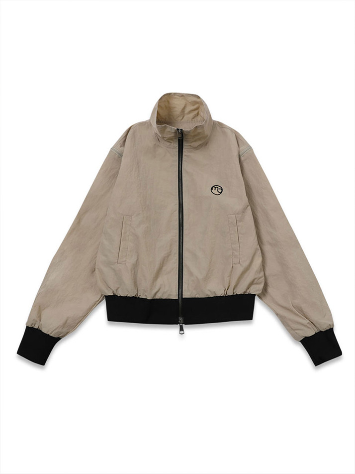 zip-up vest windbreaker beige