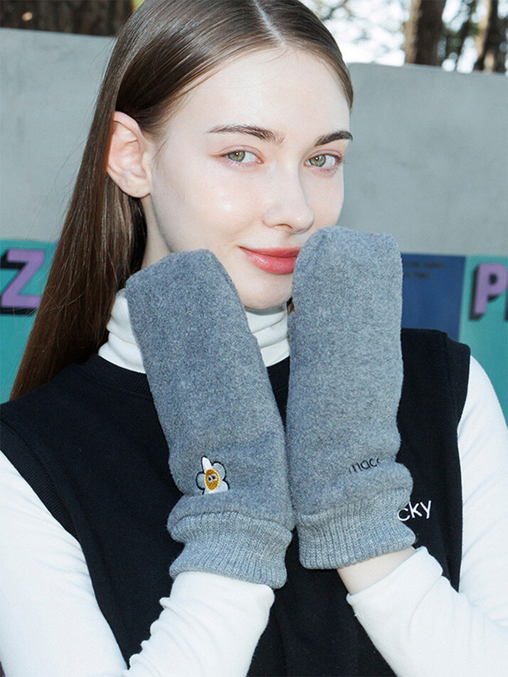 winter golf gloves gray