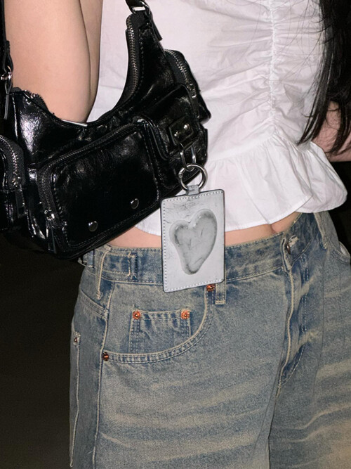 Heart keyring card wallet - White wax black
