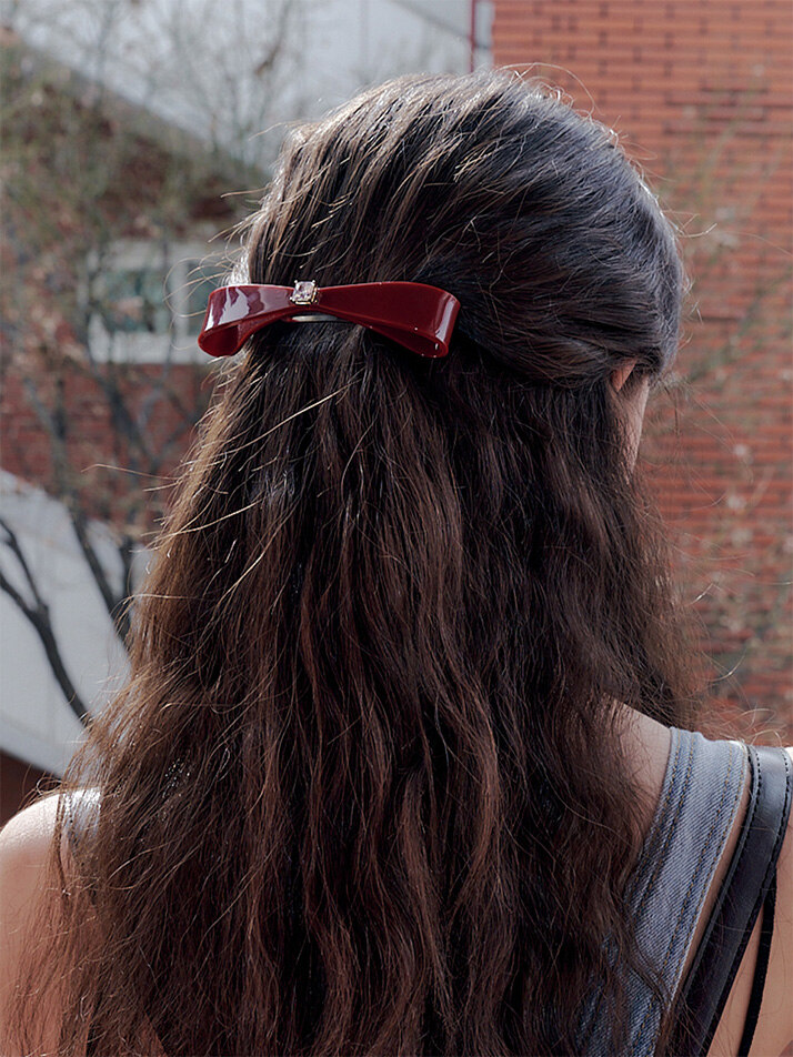 Ribbon Cubic Hairpin [Red]