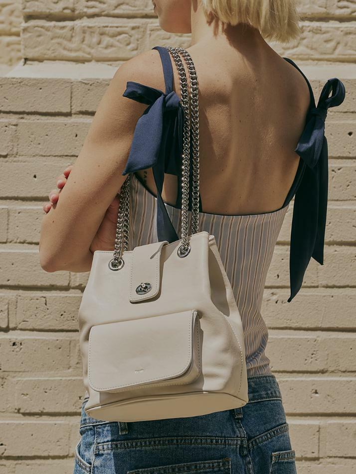 Chain Momong Bag [Cream]