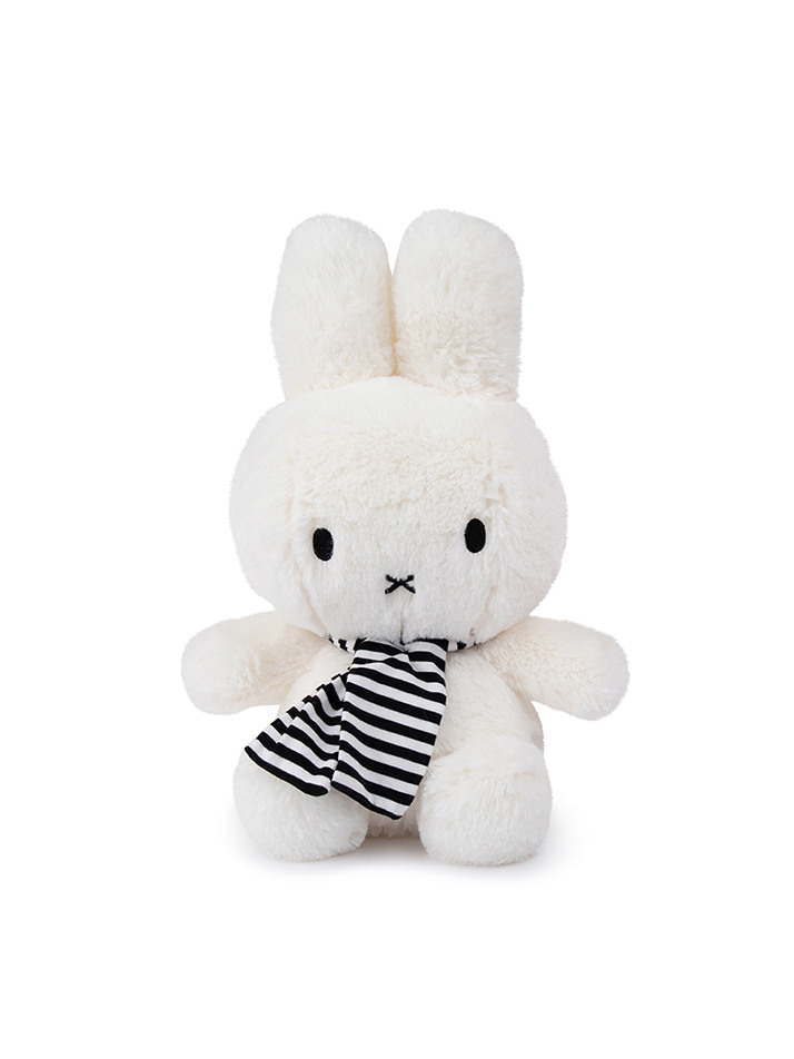 Miffy Winter Sitting - 33cm