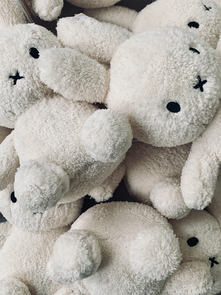 Miffy Sitting Terry Light Pink - 23cm