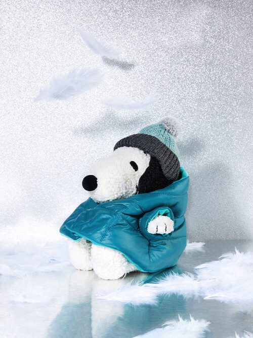 [PEANUTS] Snoopy with Puffer Jacket - 20cm