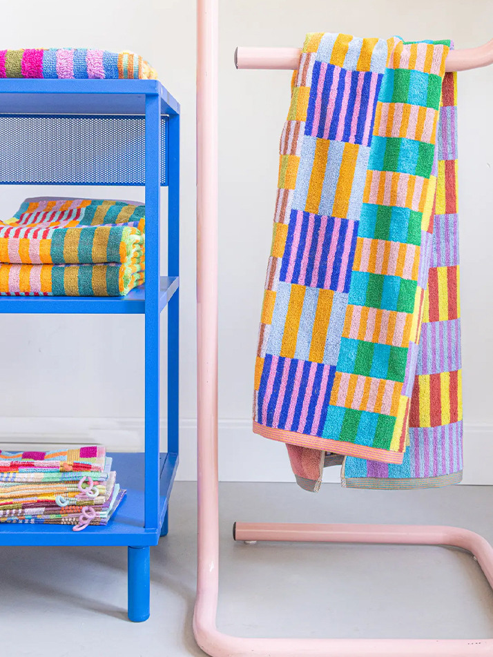[odd & ends] Bath Towel #48 tulip quilt