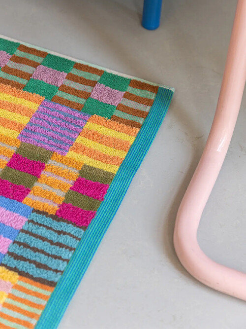 [odd & ends] Bath Mat #49 tulip quilt