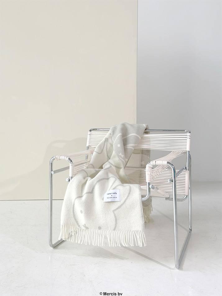 [Maison Deux X Miffy] Miffy Lambswool Blanket - Black (130 x 200)