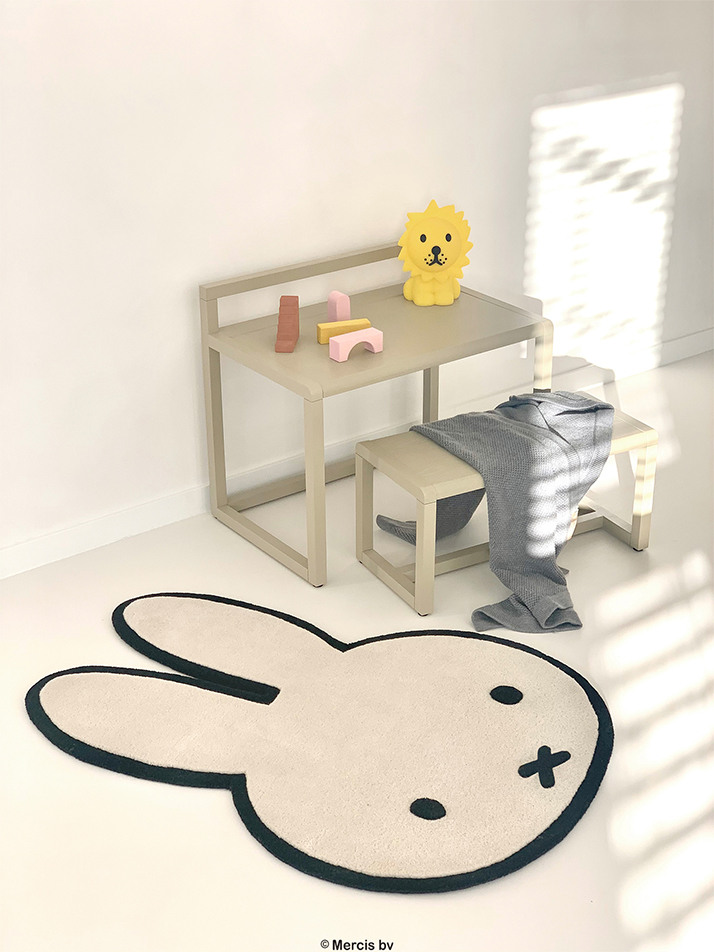 [Maison Deux X Miffy] Miffy Rug (80 x 112)