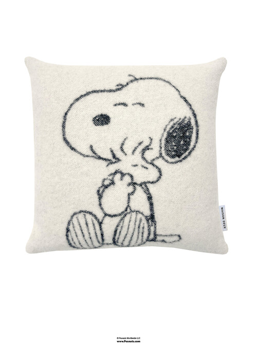 [Maison Deux X Peanuts] Lambswool Cushion Cover Hug - Black (50 x 50)