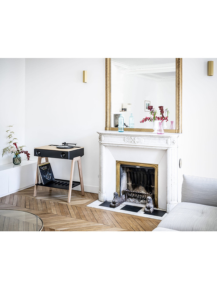 La Boite. LX Turntable