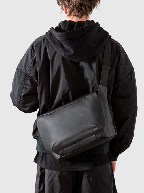 제논 T25 메신저백