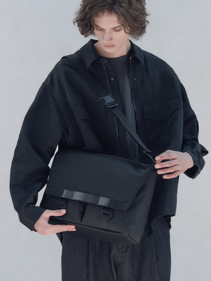 클라인 N30 메신저백 숄더백 크로스백