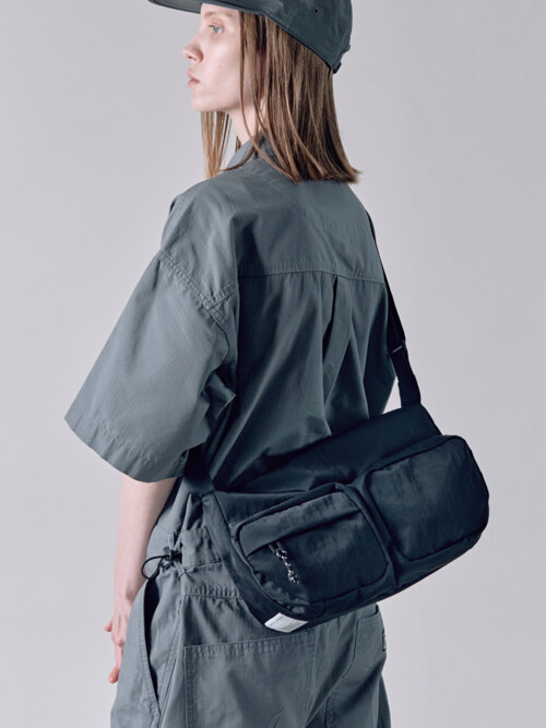 튜링 W18 크로스백 슬링백 미니 메신저백 가방 블랙