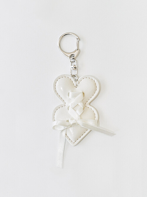 Double heart keyring_ivory