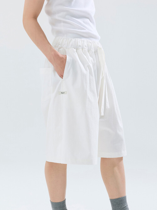 (uni) Lazed short pants cotton white