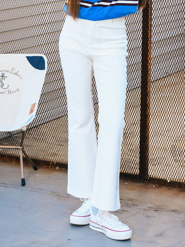 덴버 스트레치 코튼 부츠컷 팬츠 WHITE