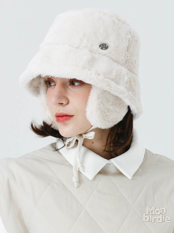 귀도리 밍크터치 버킷햇 IVORY