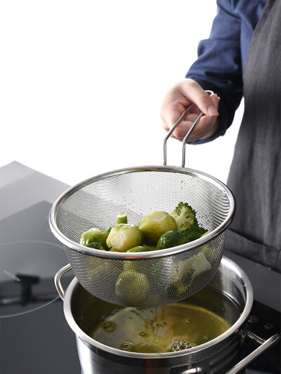 바겐슈타이거 스트레이너 라운드