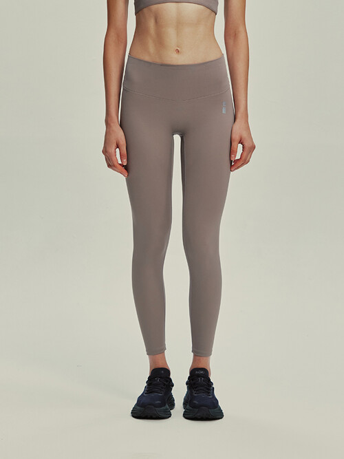 i로고 컴포트 9부 레깅스- 밀크티