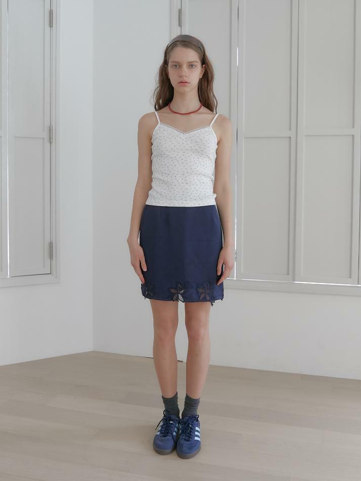 flower applique satin skirt (navy)