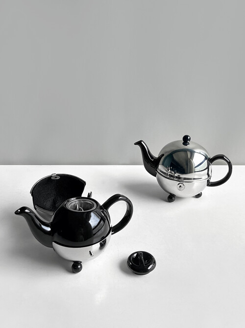 Black Cosy Teapot