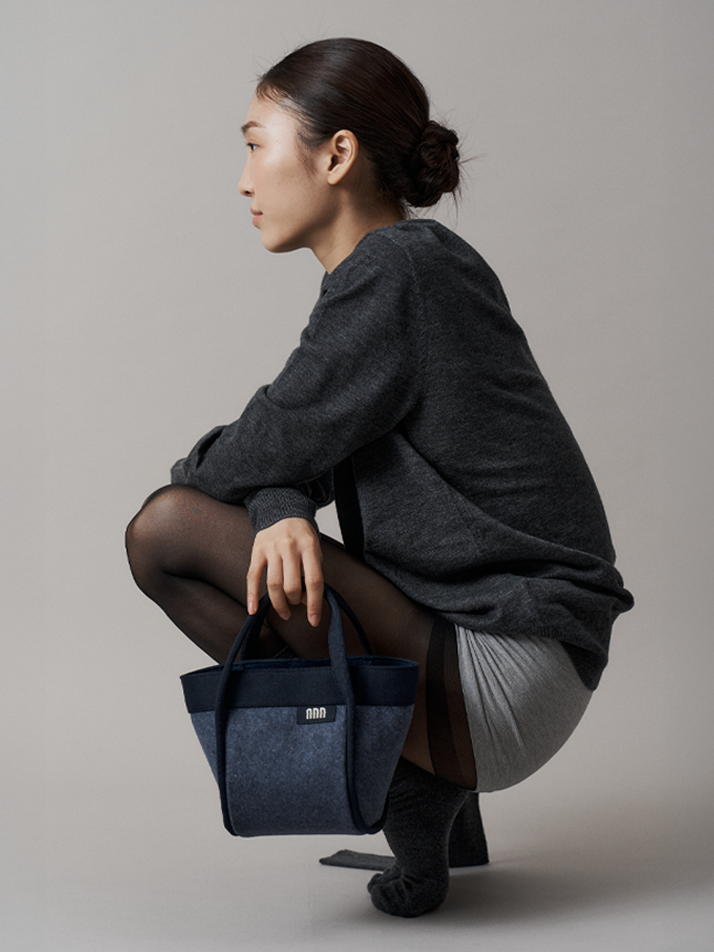 TUPO BAG_SMALL_FELT NAVY