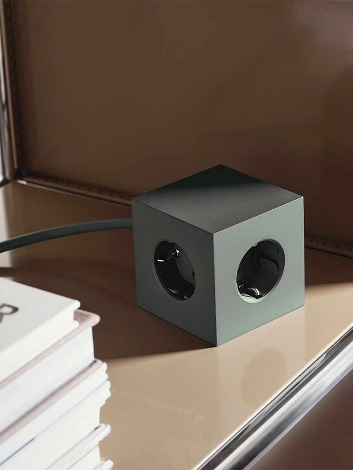AVOLT Square 1 USB-A Oak Green