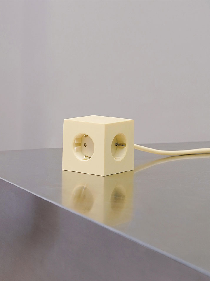 AVOLT Square 1 USB-C Ice Yellow