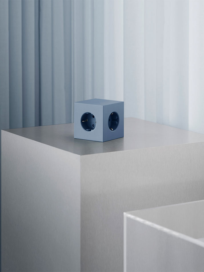 AVOLT Square 1 USB-C Shark Blue