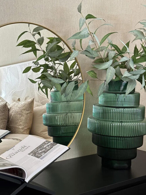 Step Vase "S" _Color Green