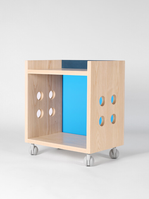 Ando_01 Side Table (Blue) Ash wood