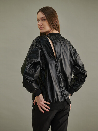 WINDBREAKER_BLACK