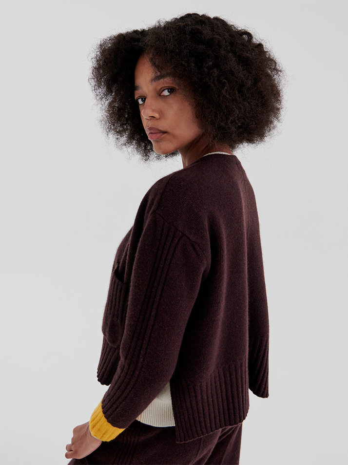 RIB COLOR CARDIGAN (BROWN)