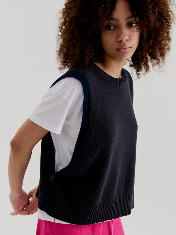 SIDE OPEN VEST (CHARCOAL)