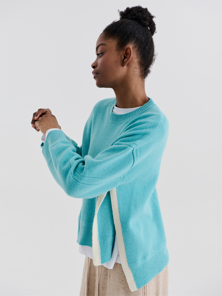SIDE OPEN PULLOVER (AQUA)
