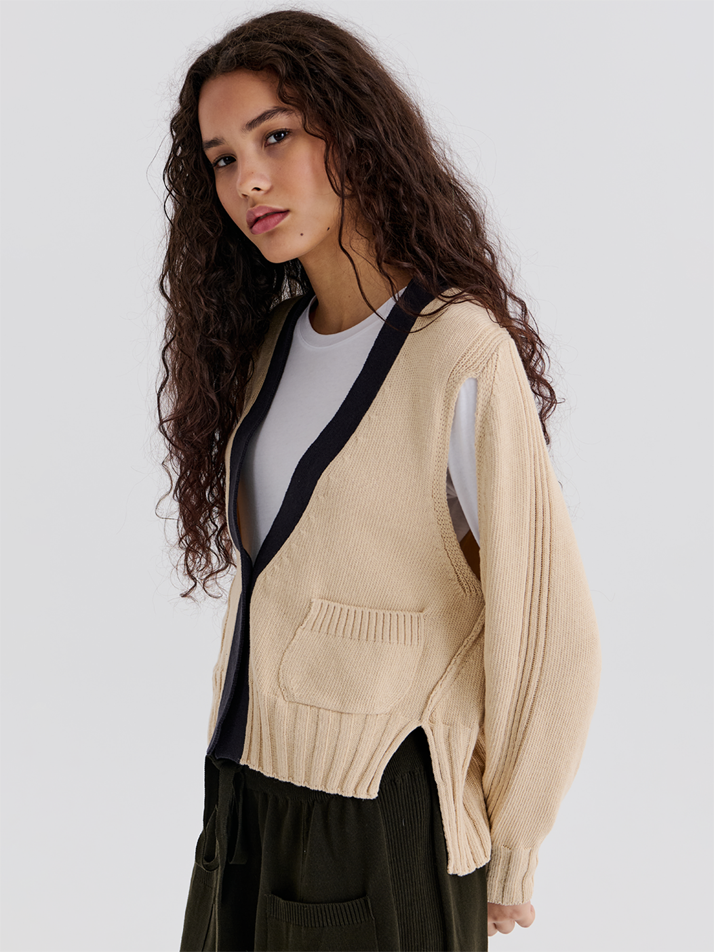 ARMHOLE OPEN CARDIGAN (BEIGE)