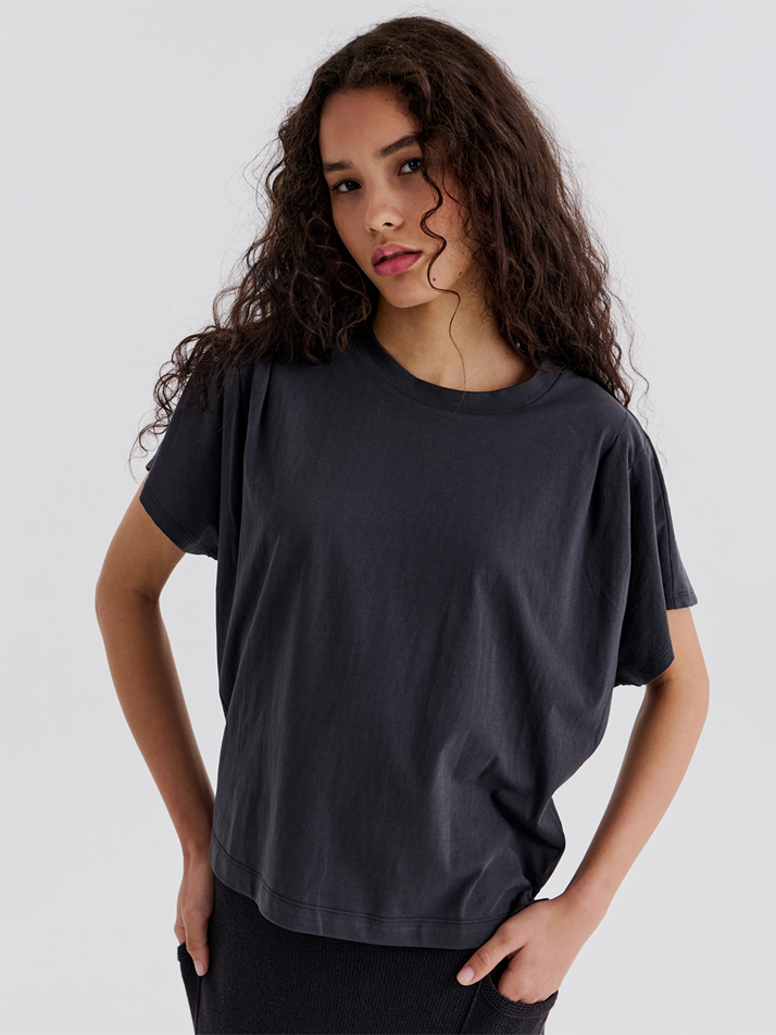 TWO PINTUCK TOP (CHARCOAL)
