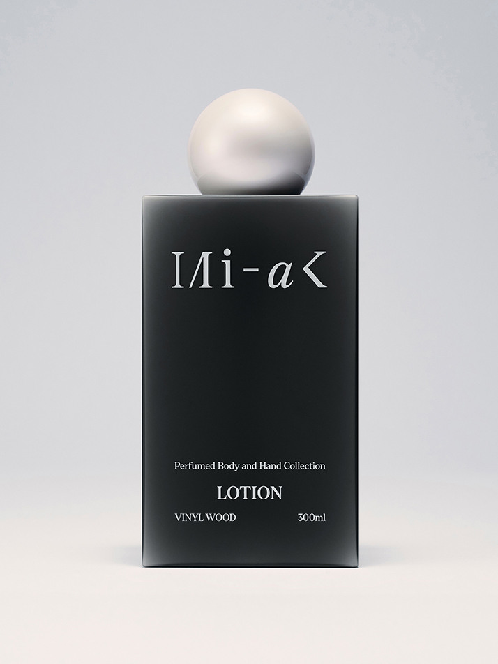 [미학] 퍼퓸드 바디 & 핸드 로션 바이닐우드 300ml