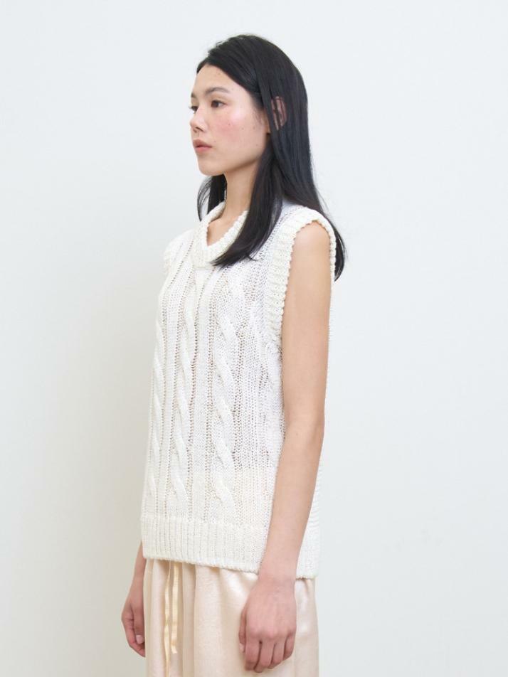 Mesh Cable Knit Vest