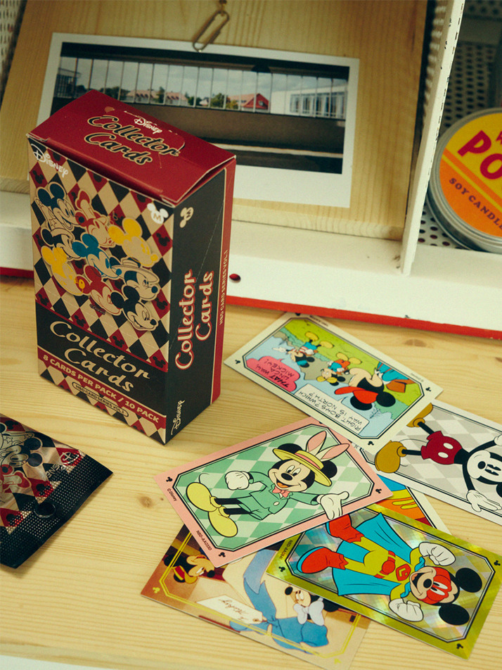 Collector Cards (10 packs)