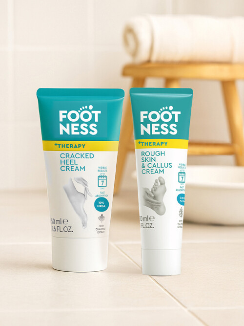 풋네스 풋 테라피 케어 3 SET(굳은살제거크림 30ml 3개+뒤꿈치 초보습 크림 50ml 3개)