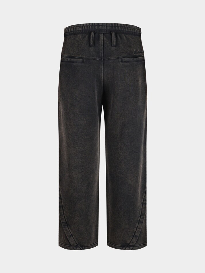 [birbante] 가먼트워싱 컴포트 루즈핏 원턱 스웨트 팬츠 - 차콜