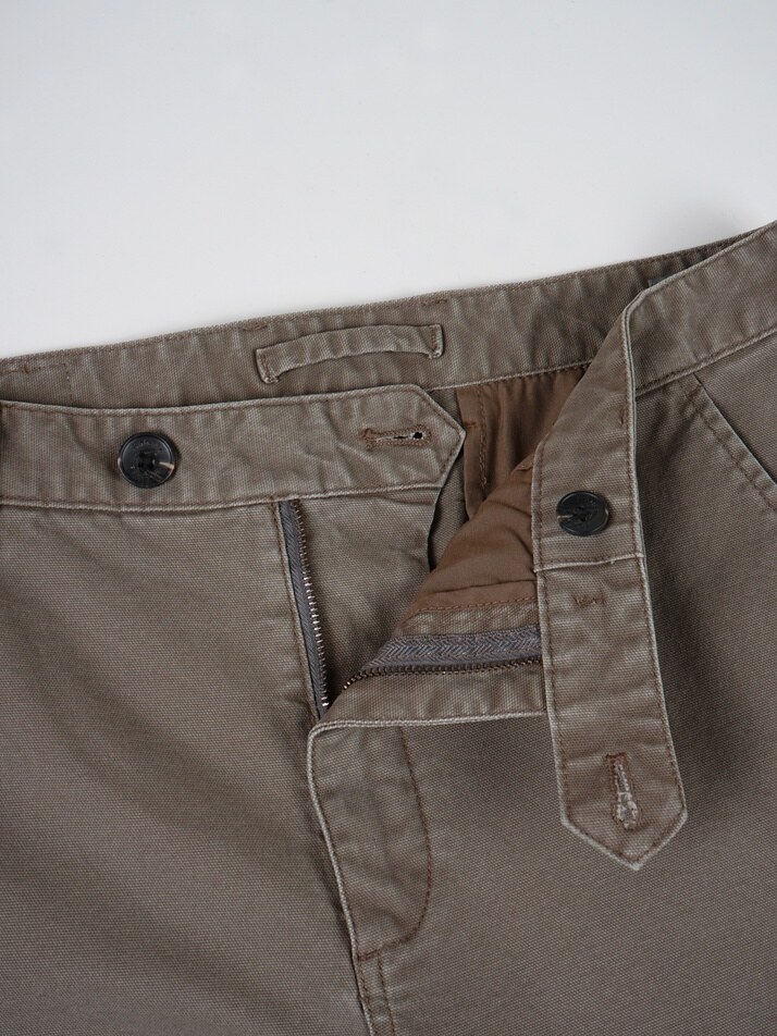 [birbante] 가먼트워싱 스판 치노 팬츠 - 다크 베이지