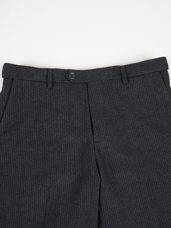 [birbante] 웜 스판 S.L핏 히든 밴딩 슬랙스 - 차콜 스트라이프